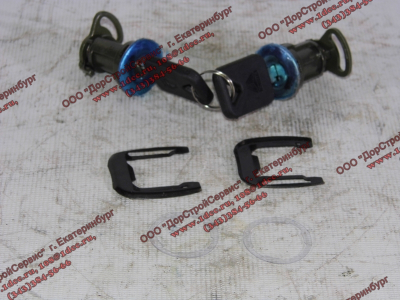 Личинка двери с ключем H HOWO (ХОВО) WG1642340011 фото 1 Великий Новгород