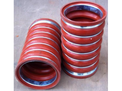 Патрубок интеркулера нижний H3 HOWO (ХОВО) WG9730530011/2 фото 1 Великий Новгород